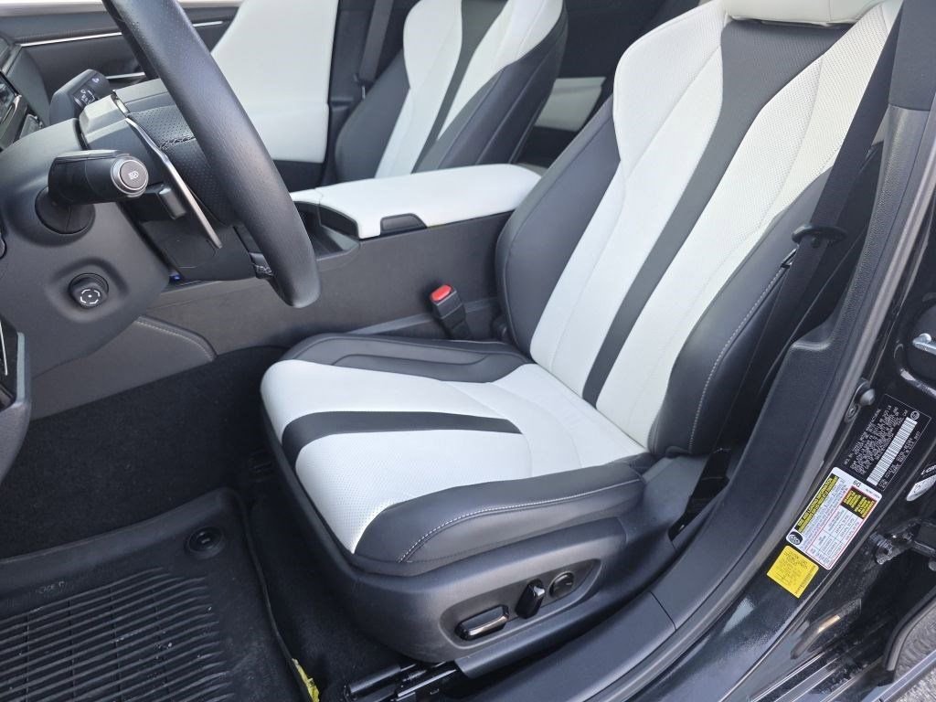 Certified 2025 Lexus ES 350 F Sport image 21