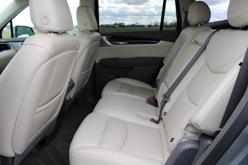 Used 2023 Cadillac XT6 Premium Luxury image 27