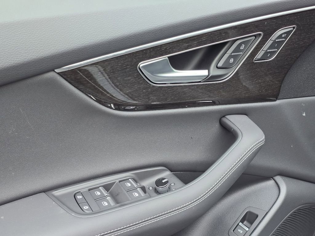 New 2026 Audi Q8 Premium Plus AWD/4WD image 40