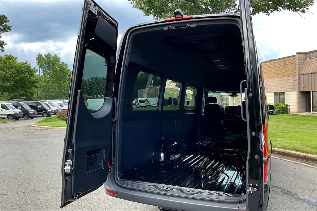 New 2025 Mercedes-Benz Sprinter 3500 image 7