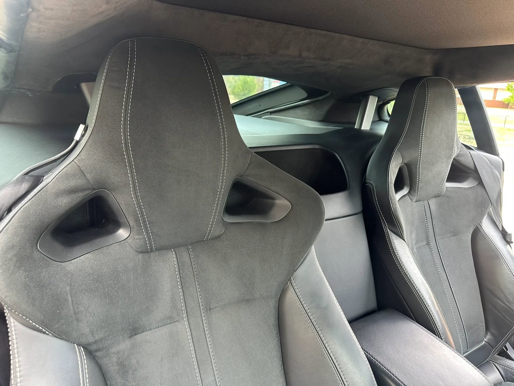 Used 2015 Jaguar F-TYPE R RWD image 24