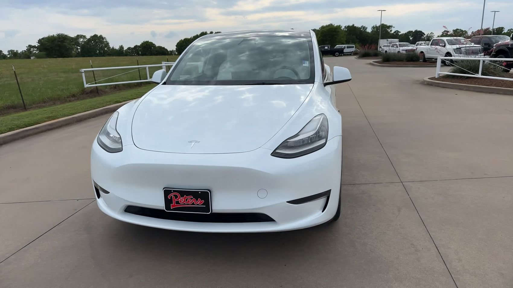Used 2023 Tesla Model Y Long Range AWD/4WD image 3