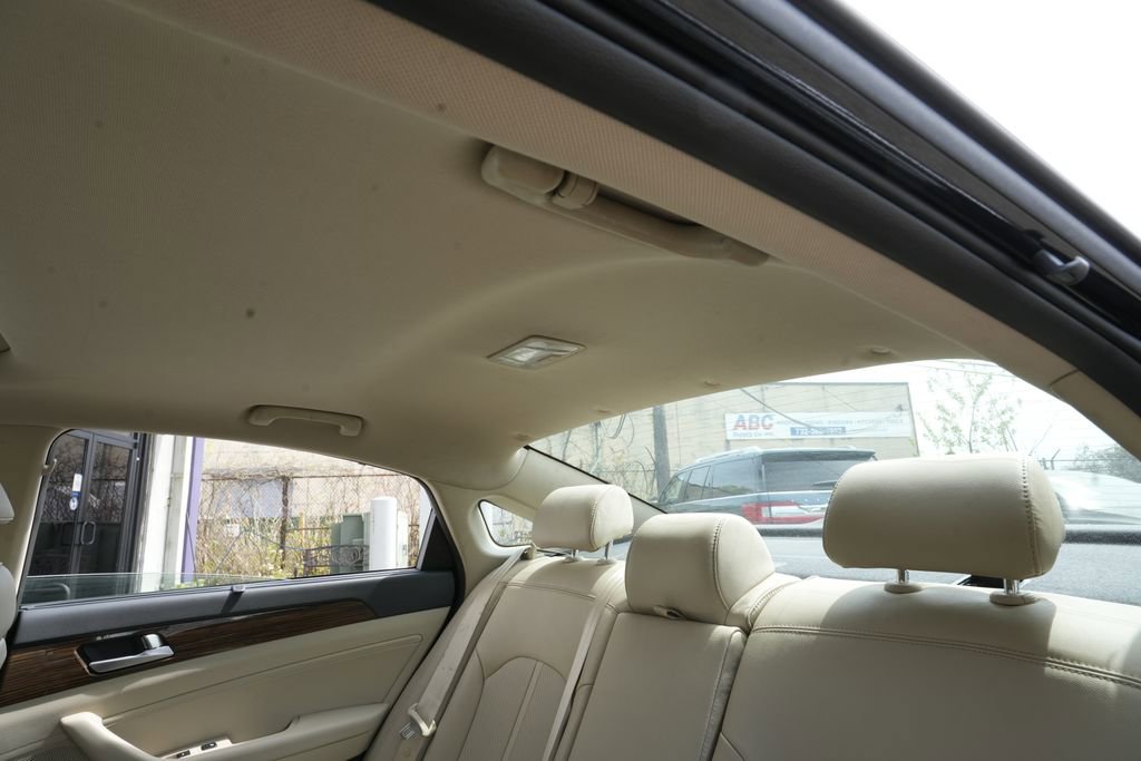 Used 2017 Hyundai Sonata Limited w/ Tech Package 03 image 19