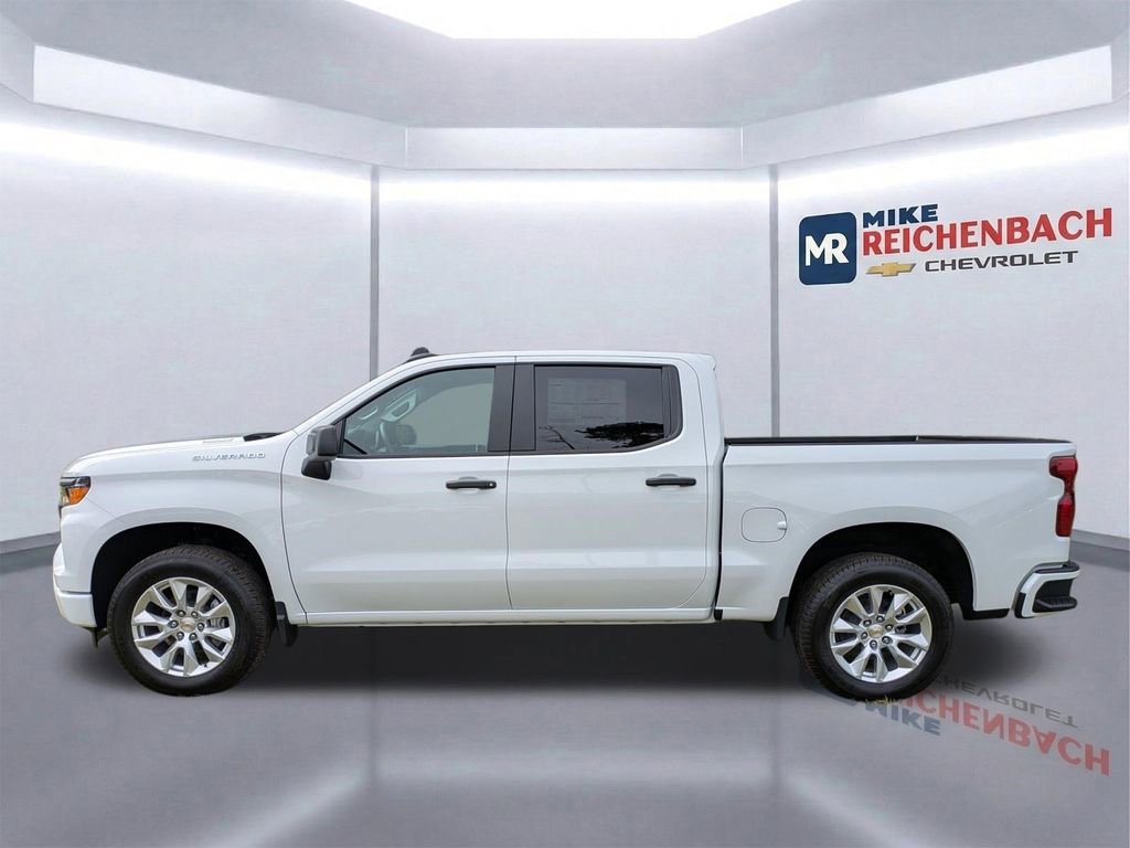 New 2026 Chevrolet Silverado 1500 Custom RWD image 8