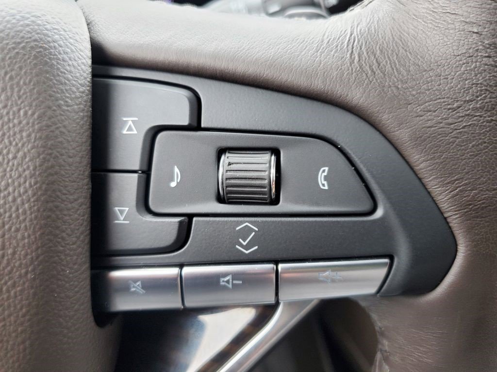 Certified 2024 Cadillac Escalade ESV Sport w/ LPO, ONYX Package image 21