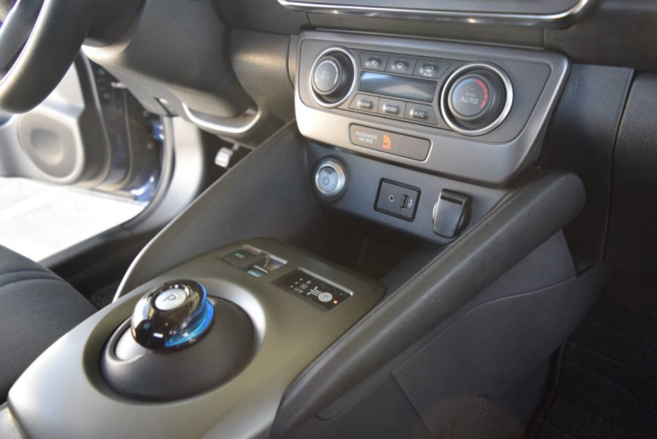 Used 2019 Nissan Leaf S w/ S Charge Package image 14