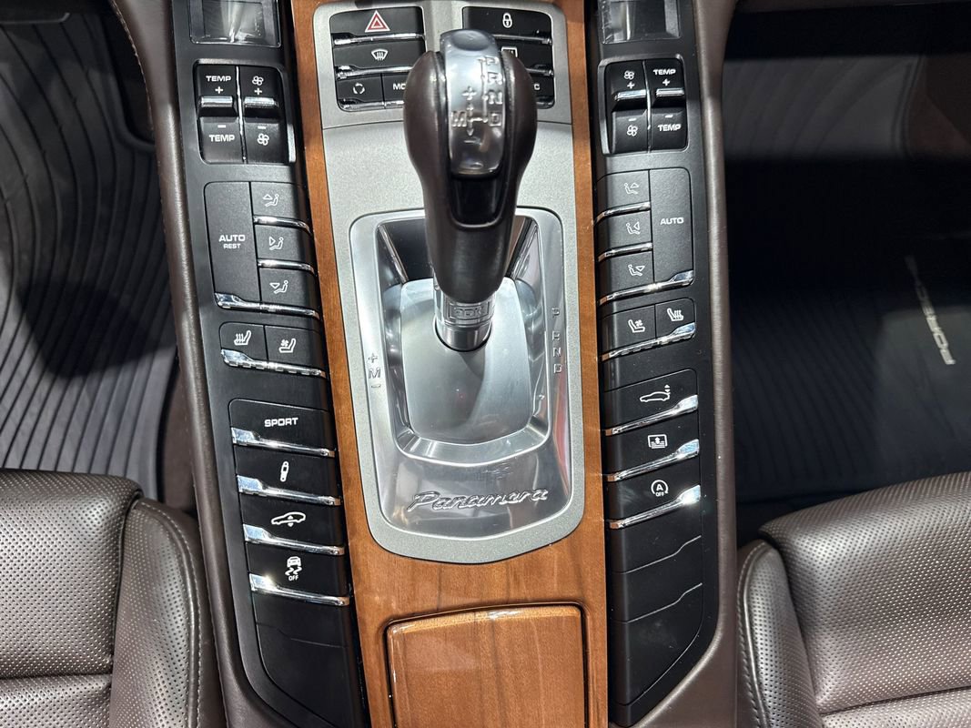 Used 2013 Porsche Panamera 4S image 68