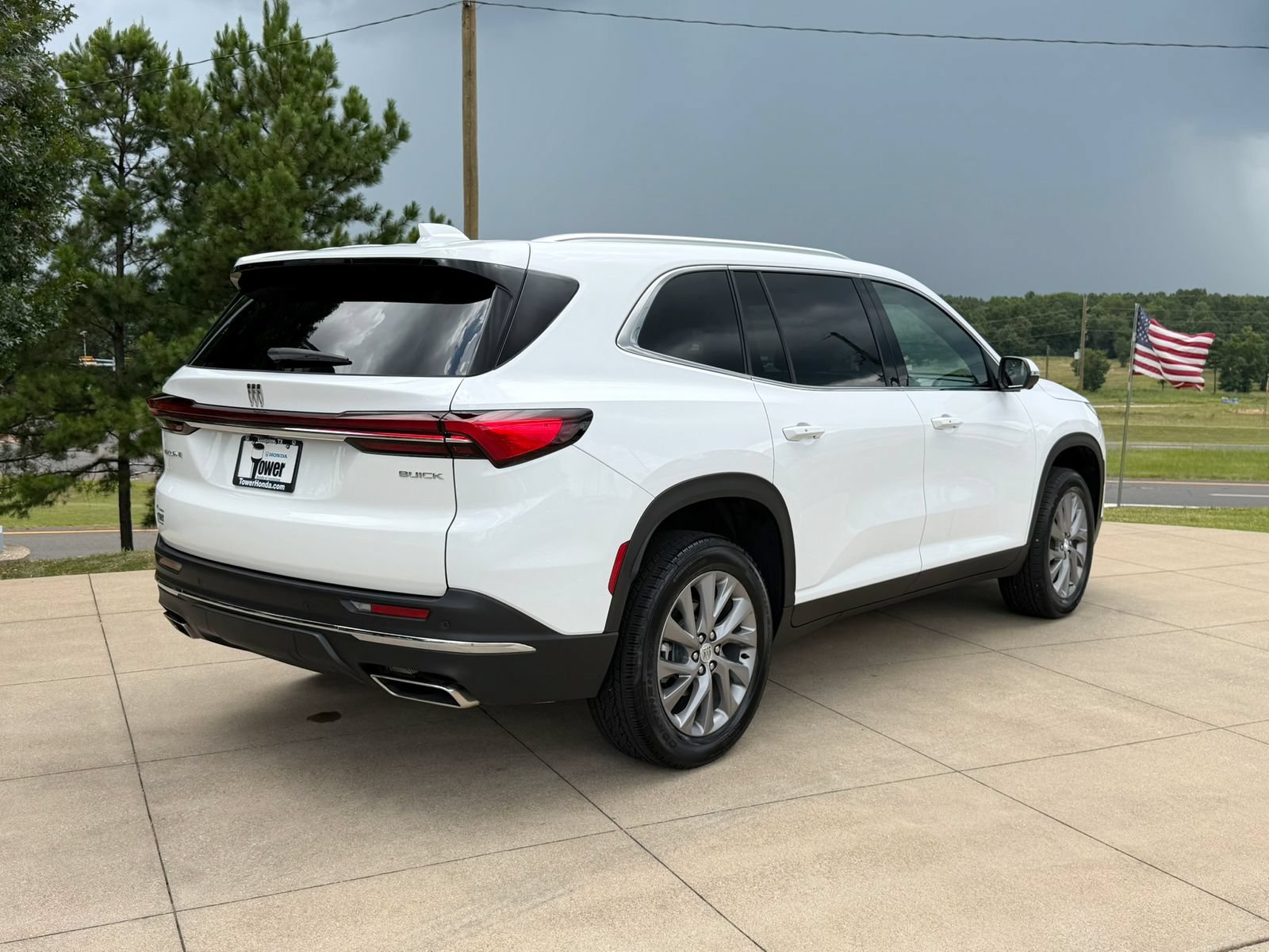 Used 2026 Buick Enclave Preferred FWD image 6