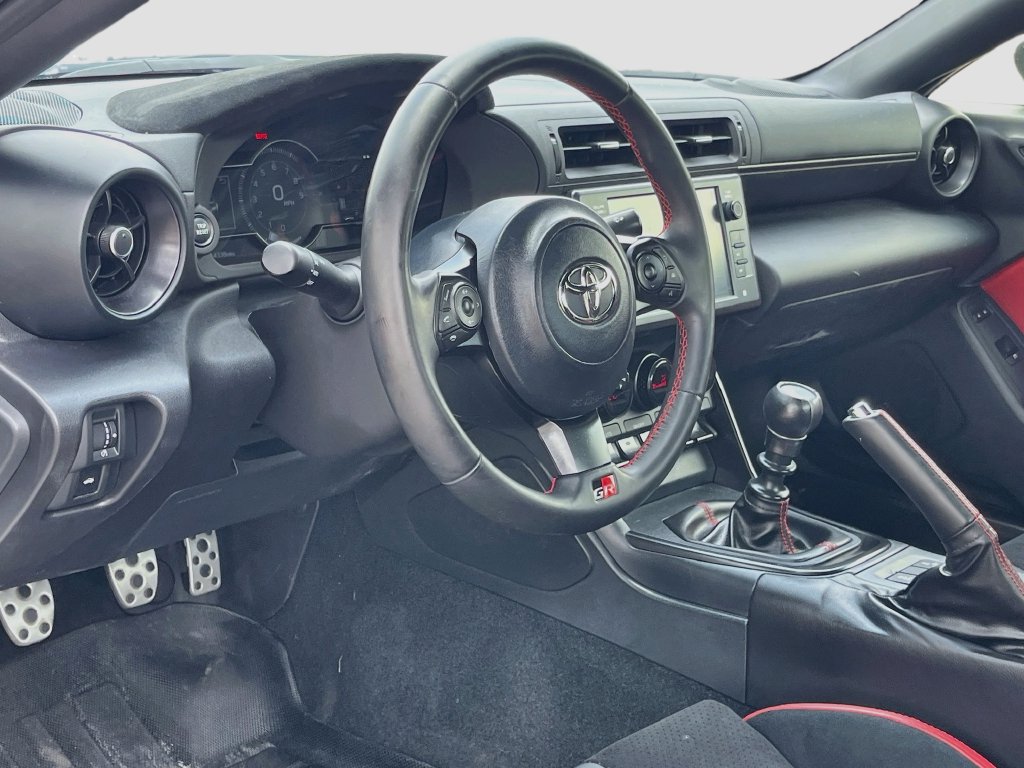 Used 2024 Toyota GR86 TRUENO Edition RWD image 9