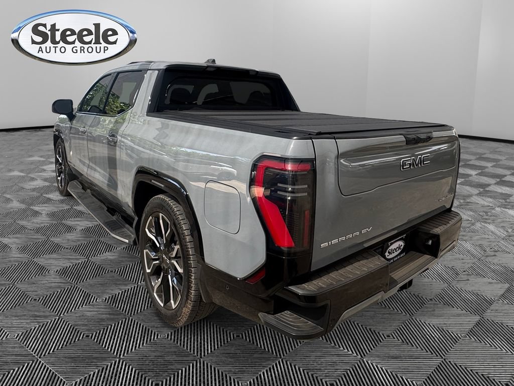 Used 2025 GMC Sierra EV Denali AWD/4WD image 3