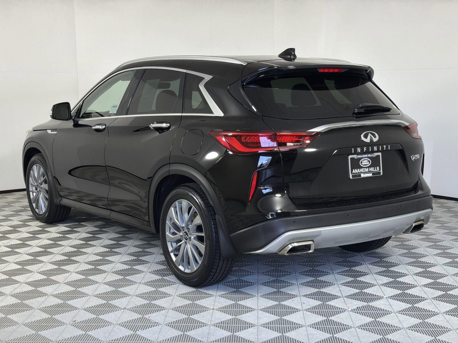 Used 2023 INFINITI QX50 Luxe image 3