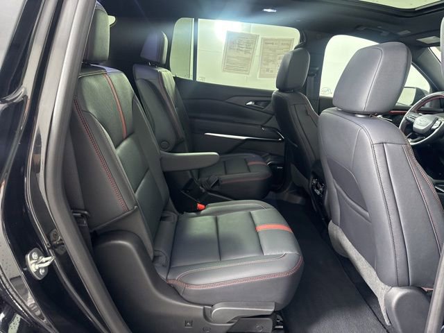 Used 2024 Chevrolet Traverse RS AWD/4WD image 21