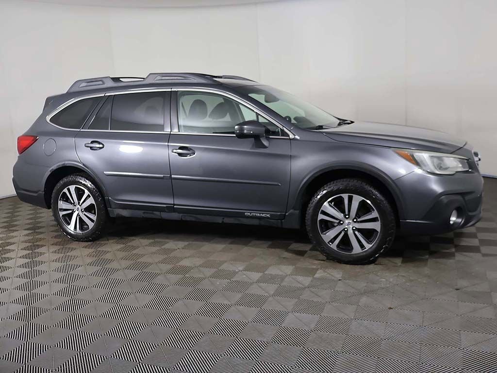 Used 2018 Subaru Outback 2.5i Limited AWD/4WD image 19