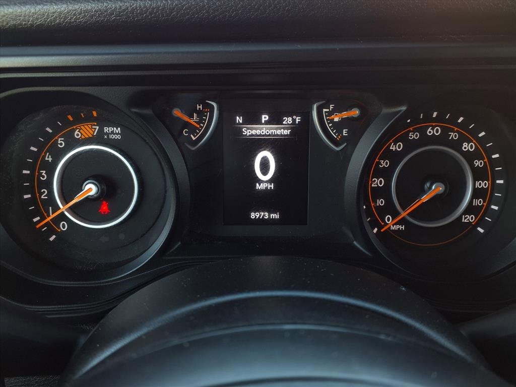 Used 2024 Jeep Wrangler Willys image 2