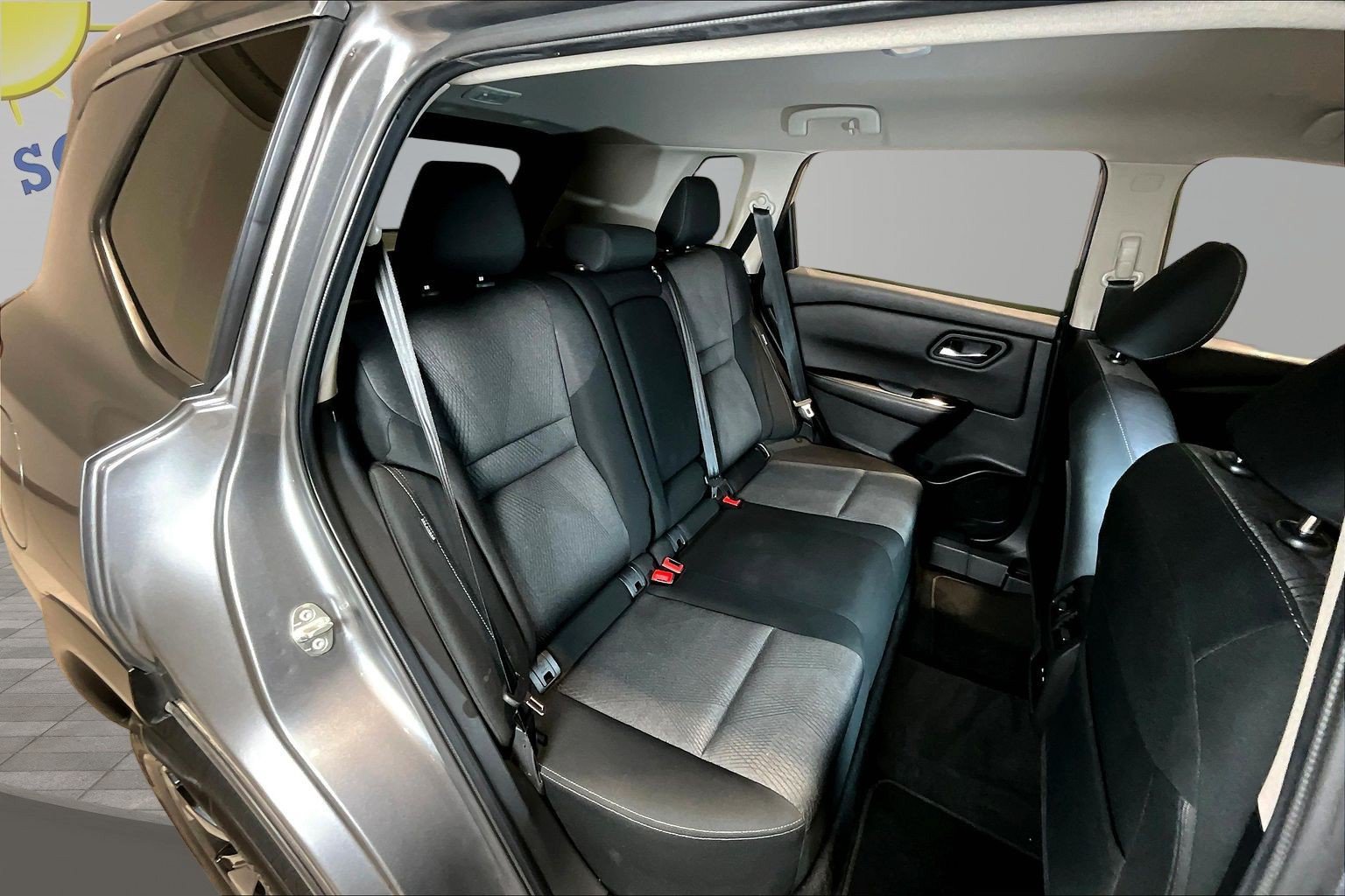 Used 2024 Nissan Rogue SV AWD/4WD image 26