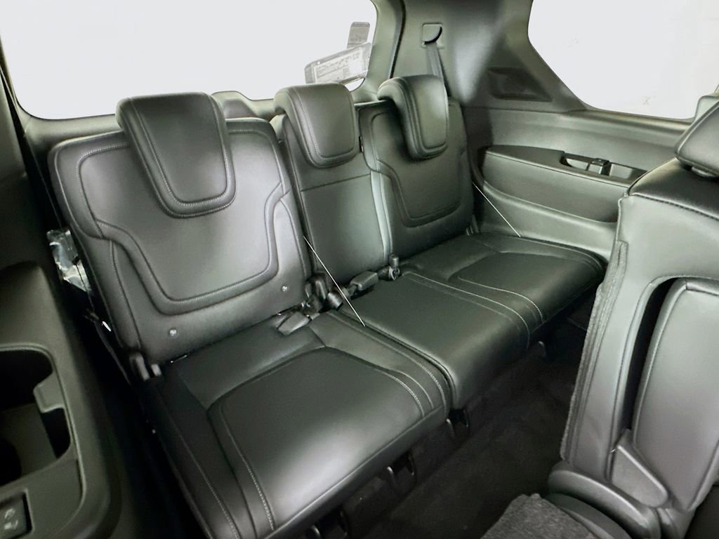 New 2026 Nissan Armada PRO-4X image 36