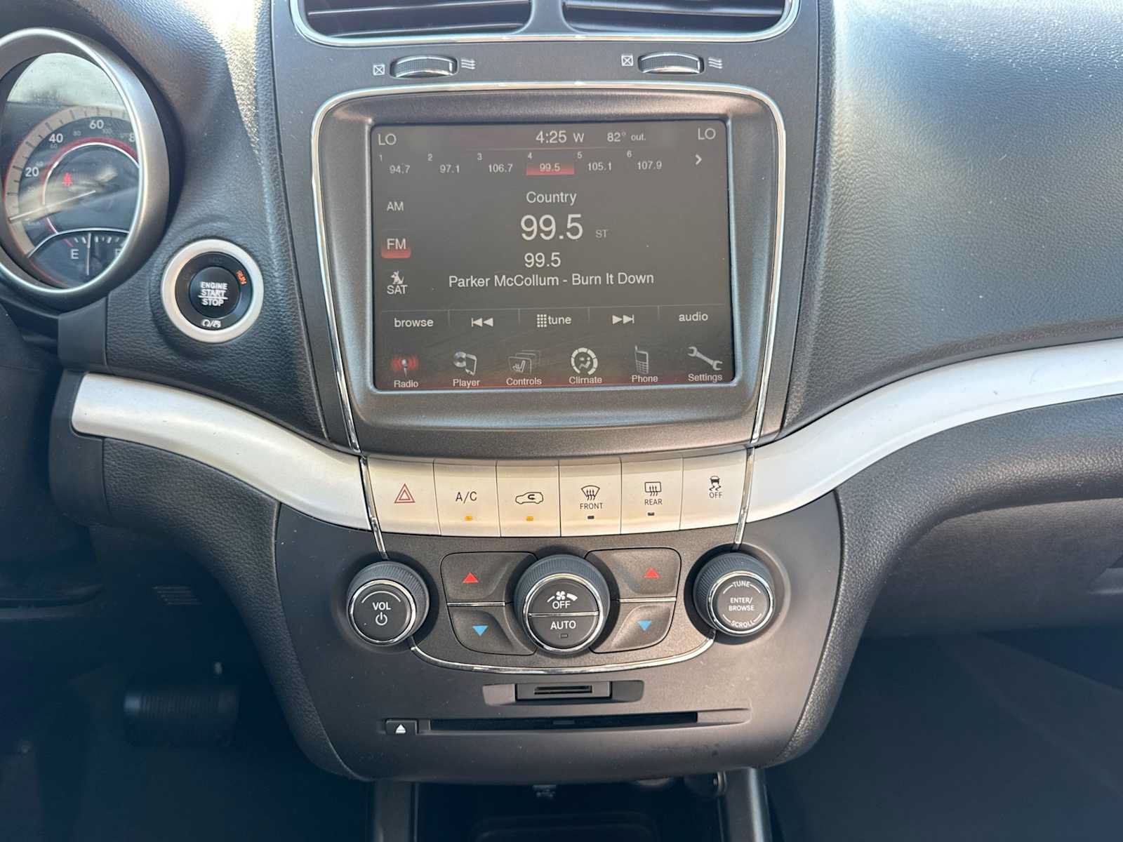 Used 2018 Dodge Journey GT w/ Driver Convenience Group AWD/4WD image 29