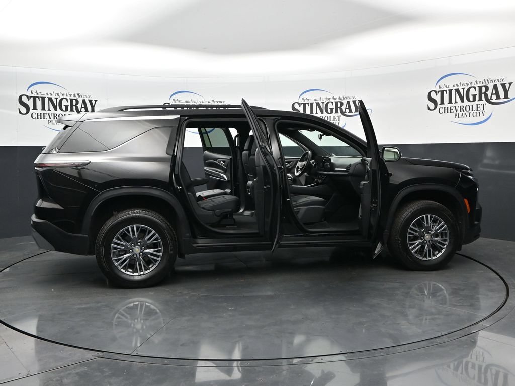 Certified 2026 Chevrolet Traverse LT AWD/4WD image 36