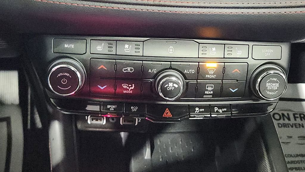 Used 2025 Dodge Durango R/T image 23