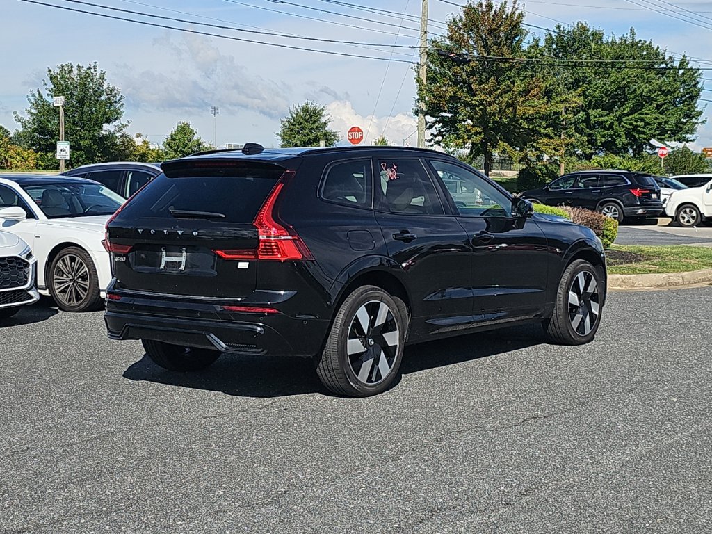 Certified 2024 Volvo XC60 T8 Plus w/ Protection Package Premier AWD/4WD image 13