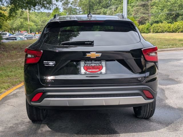 New 2026 Chevrolet Trax LT FWD image 3
