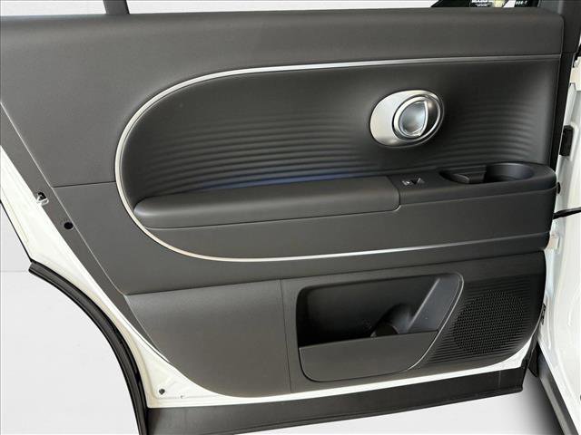 New 2026 Hyundai Ioniq 9 SEL image 24