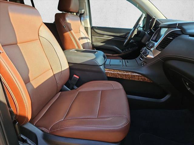 Used 2020 Chevrolet Suburban Premier w/ Premier Plus Edition AWD/4WD image 24