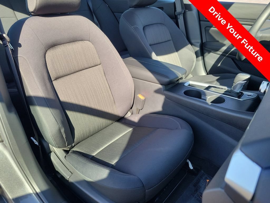 Certified 2025 Nissan Altima 2.5 S FWD image 21