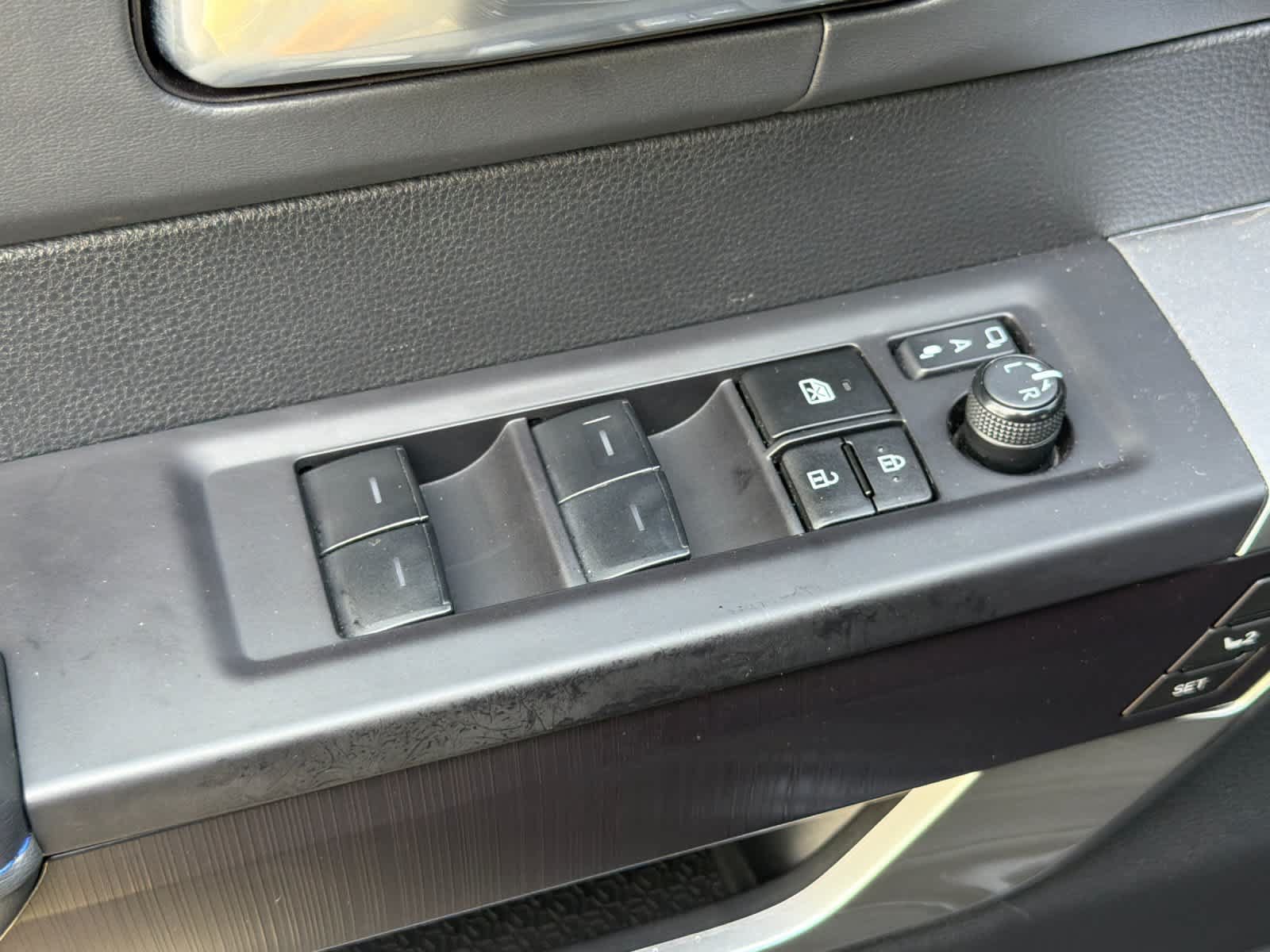 Used 2023 Toyota Sequoia Platinum AWD/4WD image 13