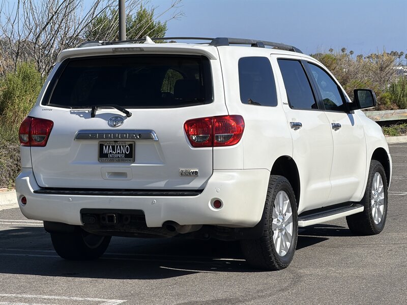 Used 2016 Toyota Sequoia Platinum AWD/4WD image 6