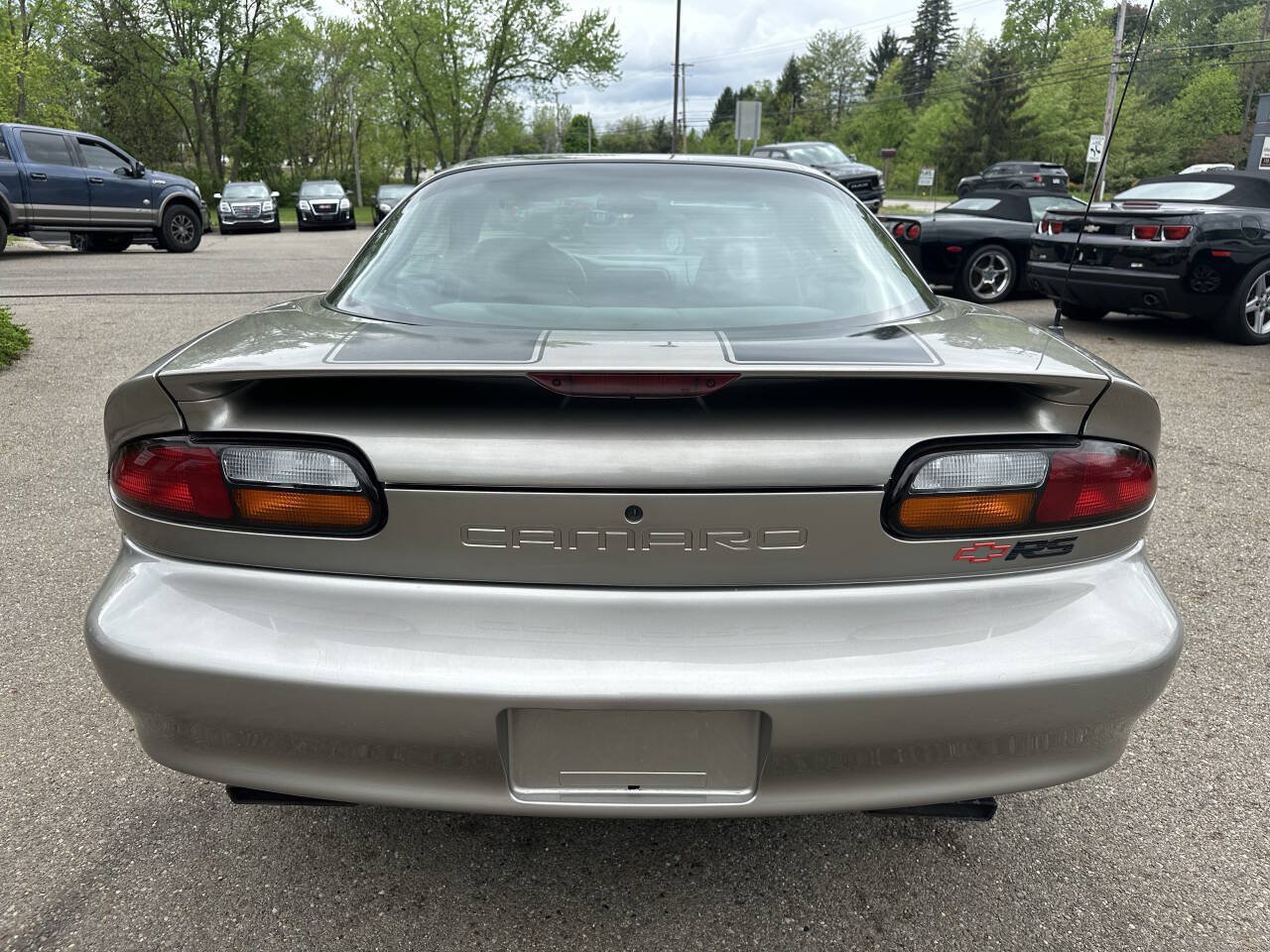 Used 2002 Chevrolet Camaro LT RWD image 5