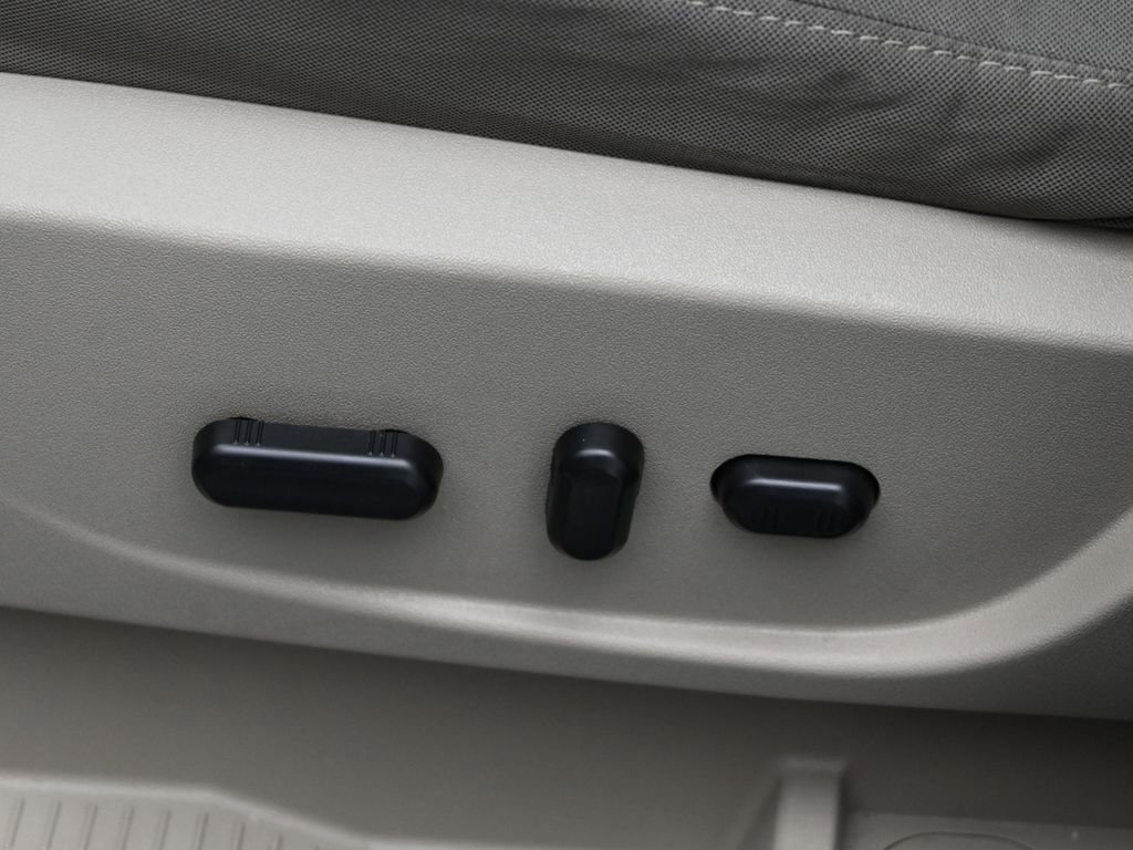 Used 2015 Ford Escape SE image 9