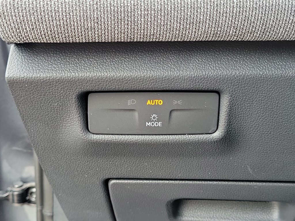 Certified 2026 Volkswagen Tiguan S FWD image 27