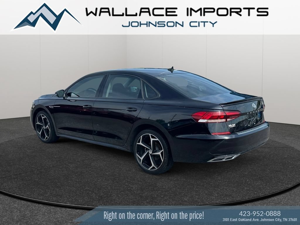 Used 2020 Volkswagen Passat 2.0T R-Line FWD image 3