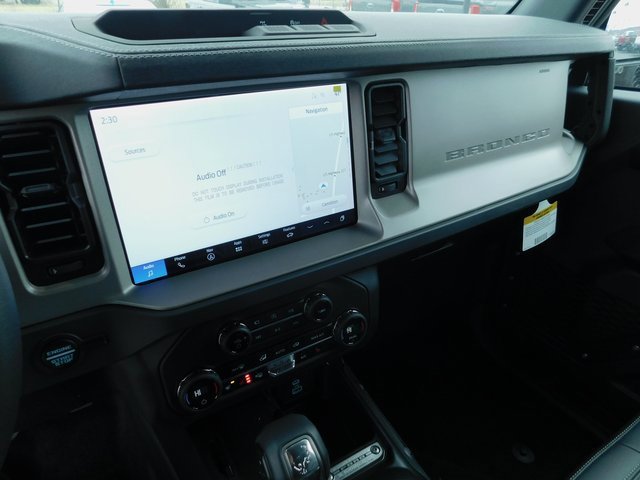 New 2025 Ford Bronco Outer Banks image 27