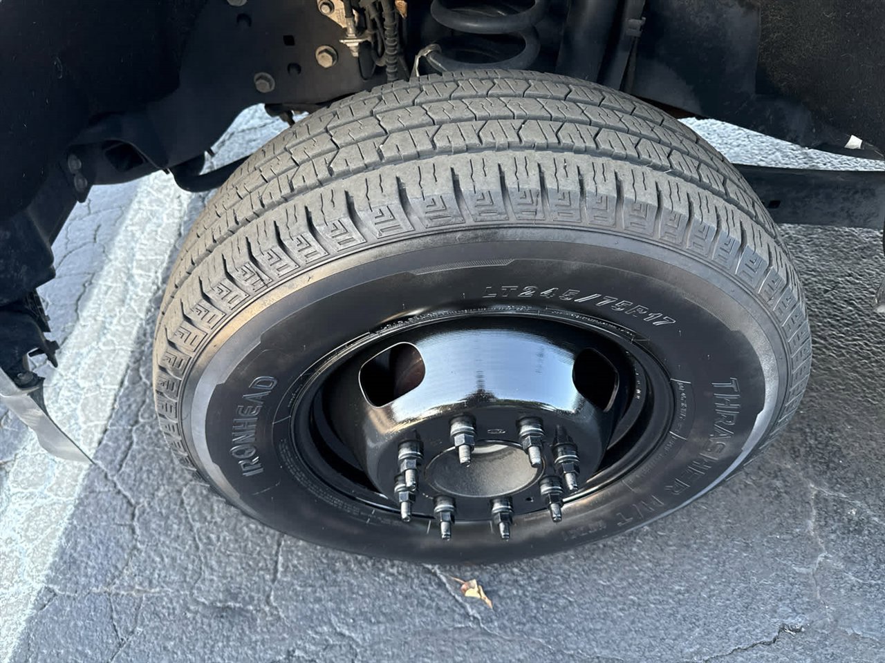 Used 2024 Ford F350 XLT image 11