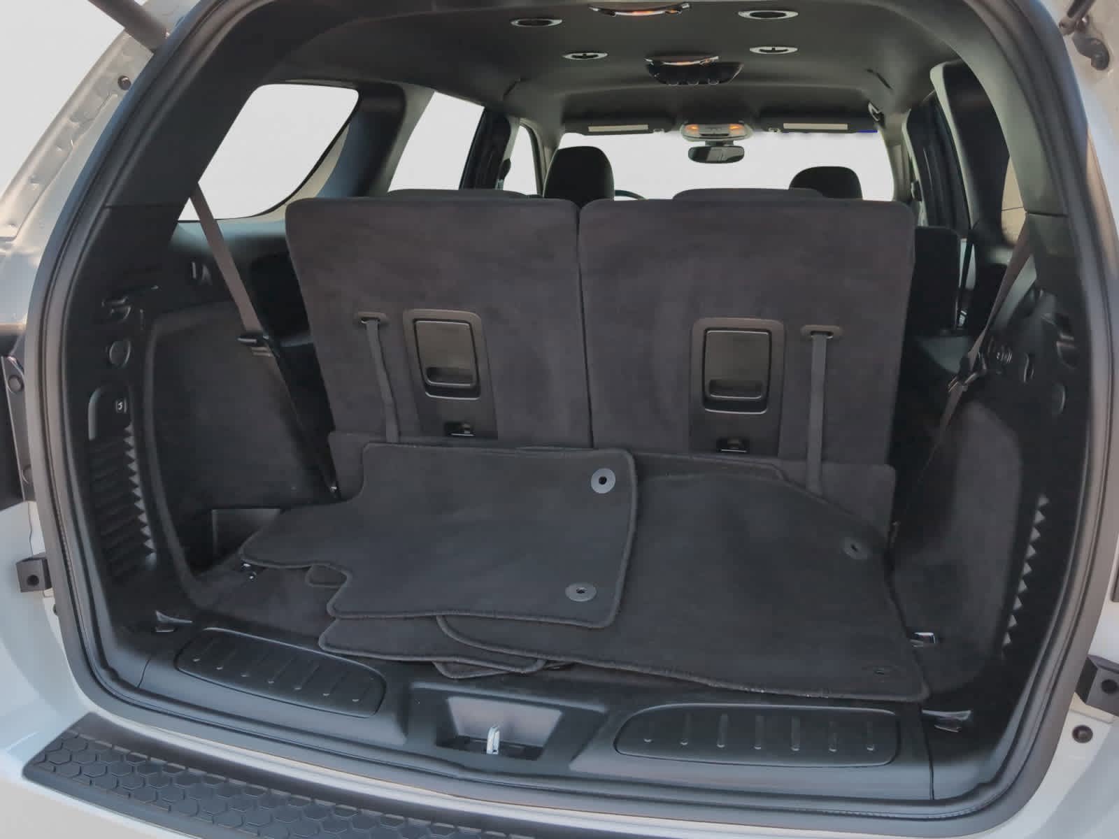 Used 2025 Dodge Durango GT AWD/4WD image 4