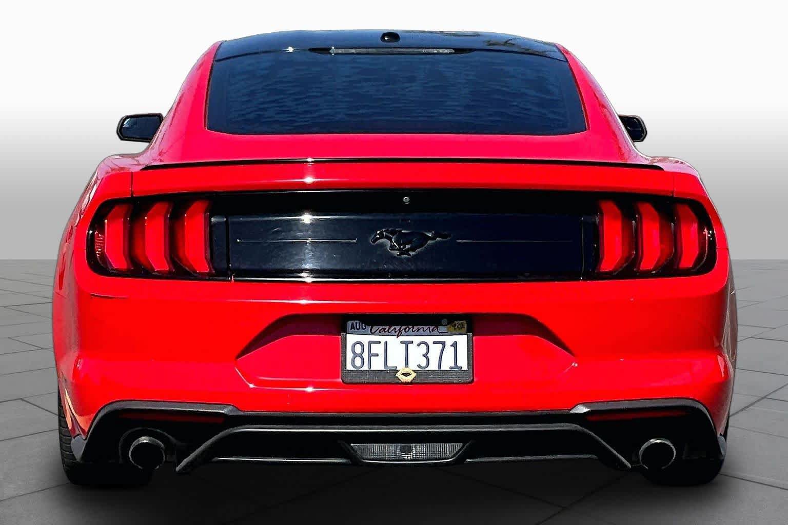 Used 2019 Ford Mustang Coupe w/ Equipment Group 101A RWD image 4