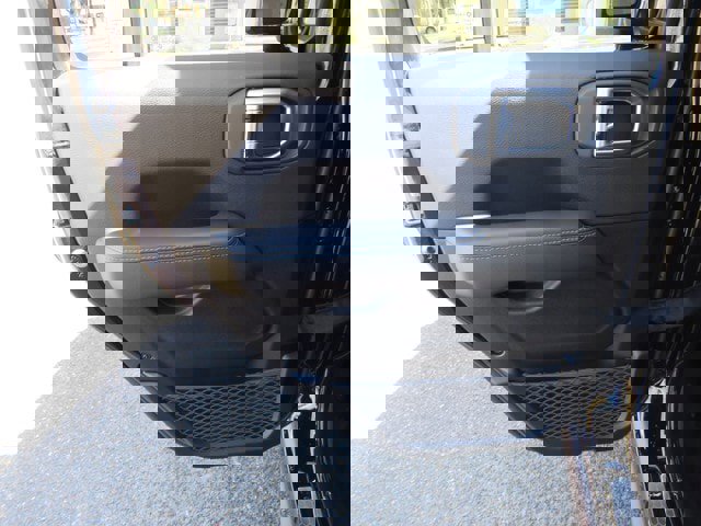 New 2023 Jeep Wrangler Rubicon w/ Steel Bumper Group image 25