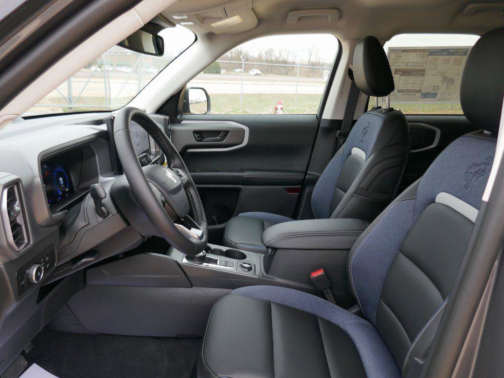 New 2025 Ford Bronco Sport Outer Banks image 14