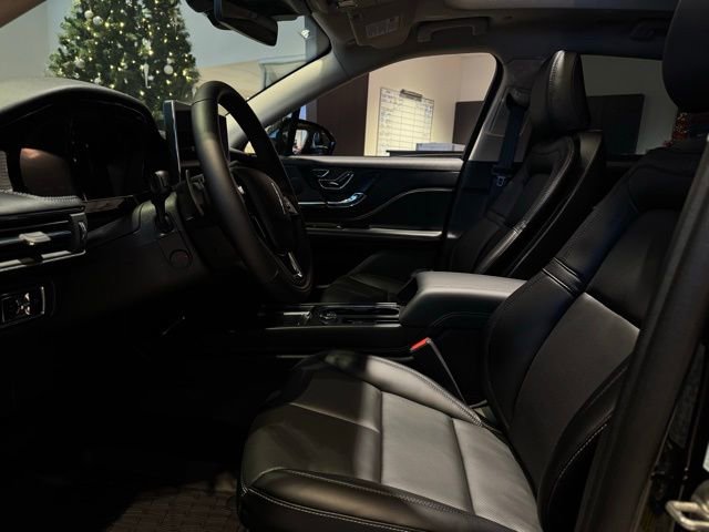 New 2026 Lincoln Corsair Premiere image 18