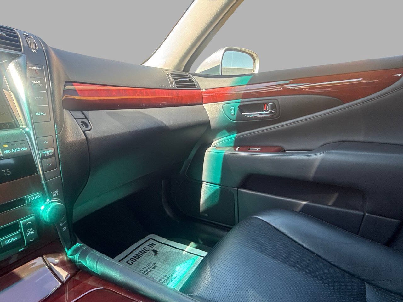 Used 2007 Lexus LS 460 RWD image 39