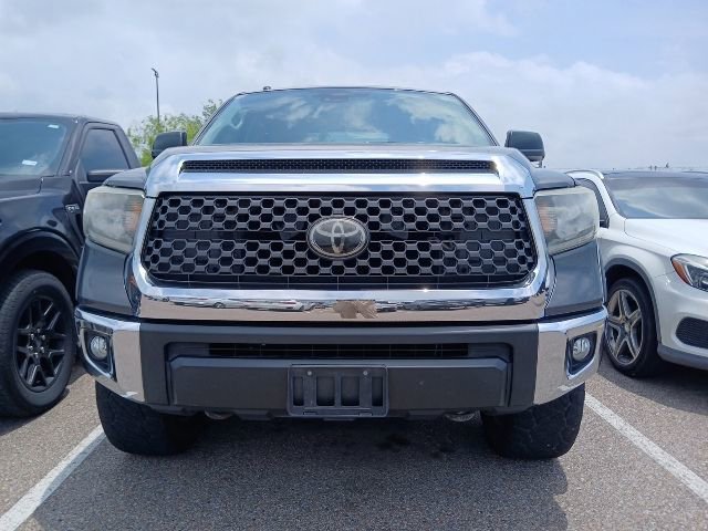 Used 2019 Toyota Tundra SR5 w/ SR5 Upgrade Package AWD/4WD image 2