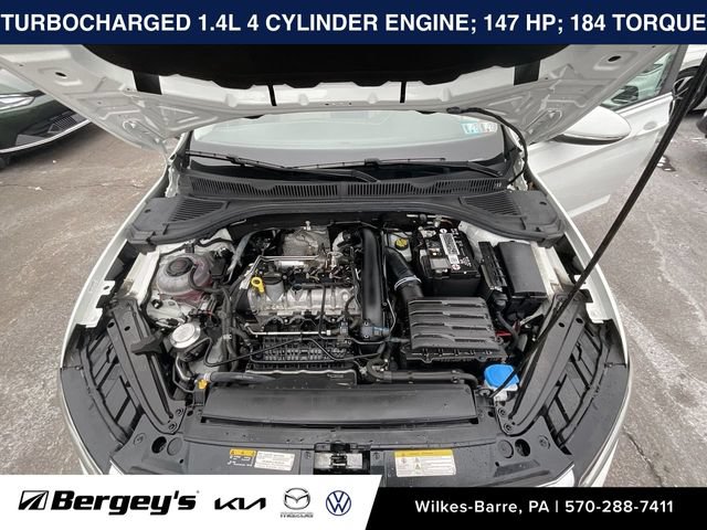 Certified 2021 Volkswagen Jetta SEL Premium FWD image 19