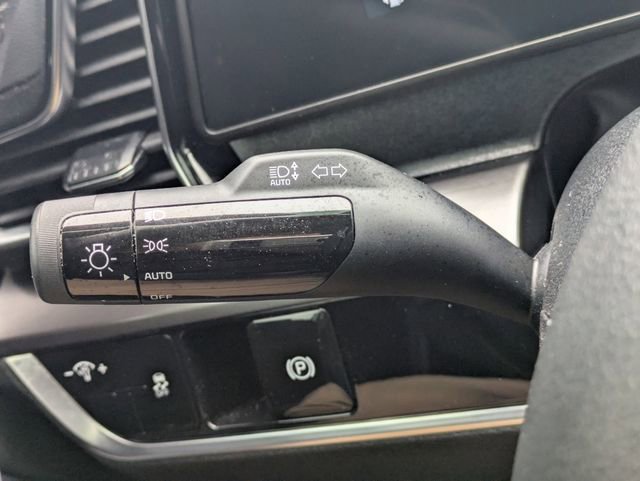 Used 2024 Kia Sportage EX image 28