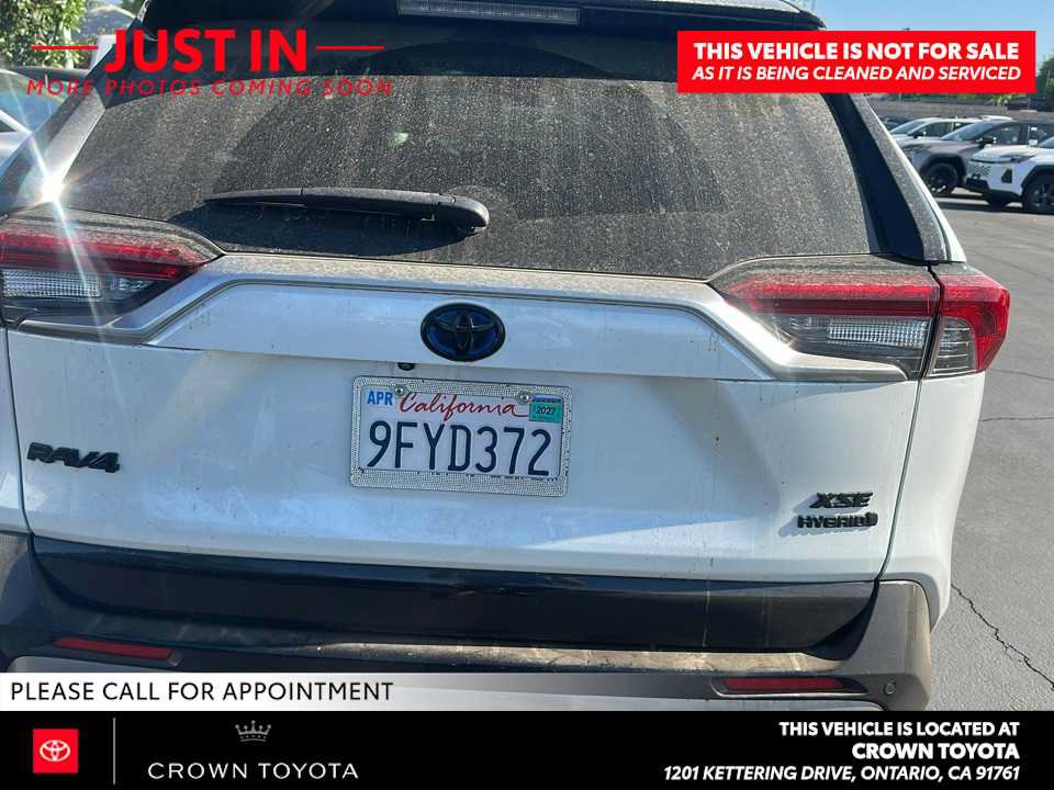 Used 2023 Toyota RAV4 XSE AWD/4WD image 3