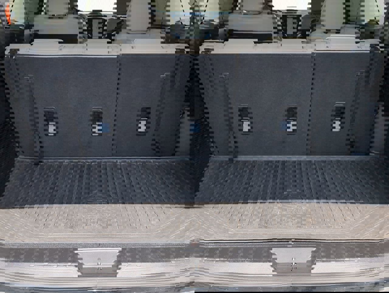 Used 2023 Subaru Ascent Limited w/ Technology Package image 16