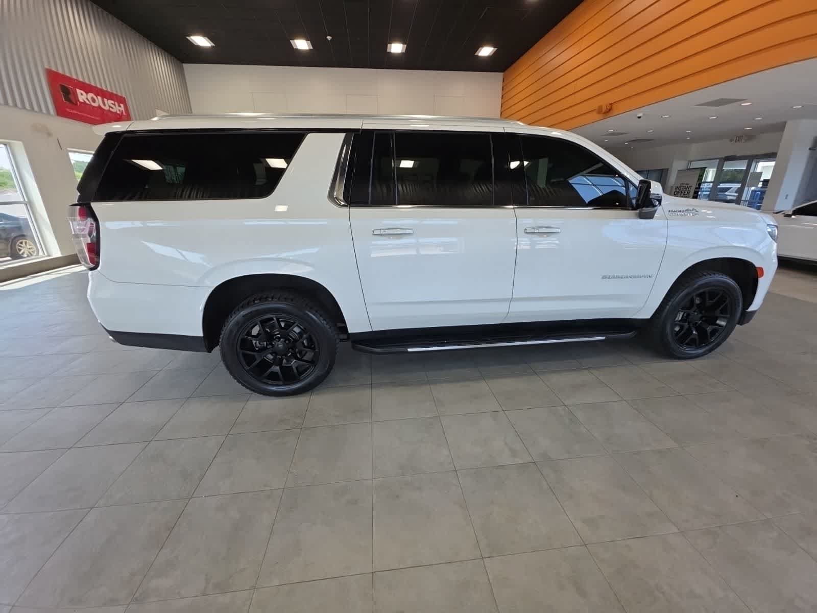 Used 2021 Chevrolet Suburban High Country AWD/4WD image 7