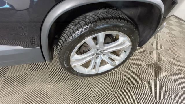 Used 2016 Volkswagen Tiguan SEL FWD image 16