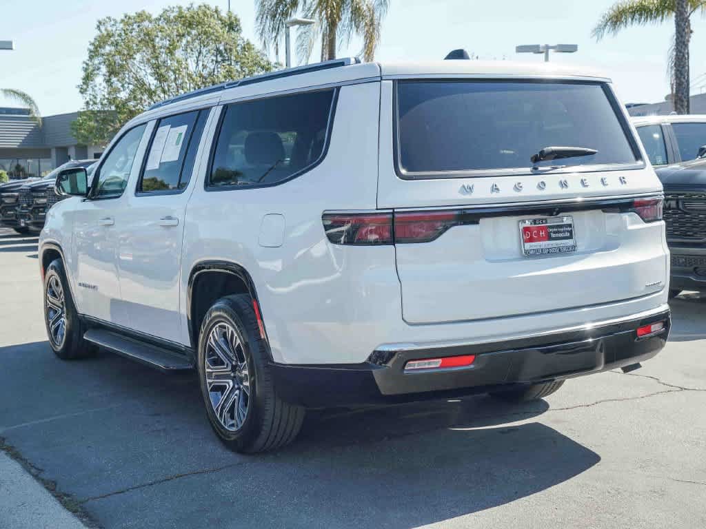 Certified 2024 Jeep Wagoneer L Series II w/ Flexible Seating Group AWD/4WD image 6